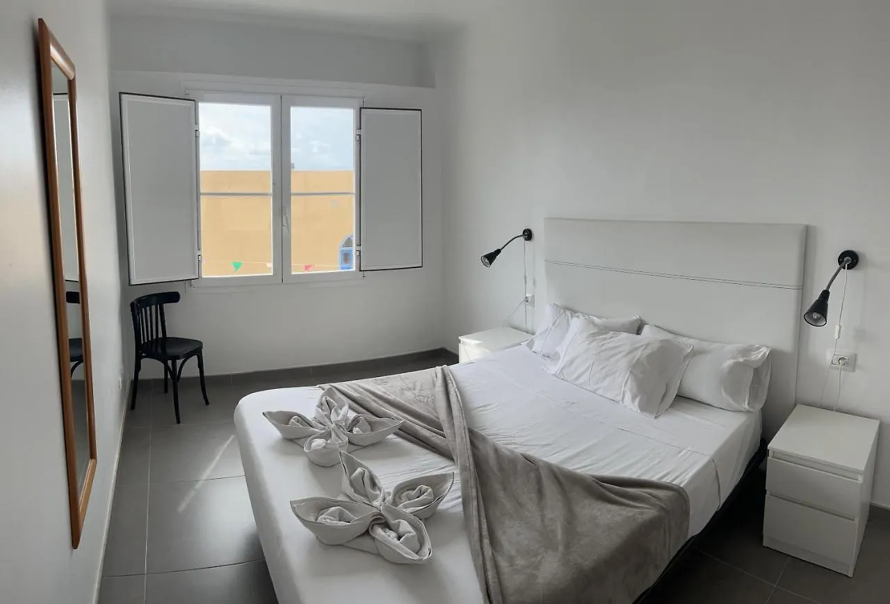 Edificio Playa Chica Apartment El Medano  Spain